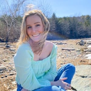 Meet your Posher, Lauren